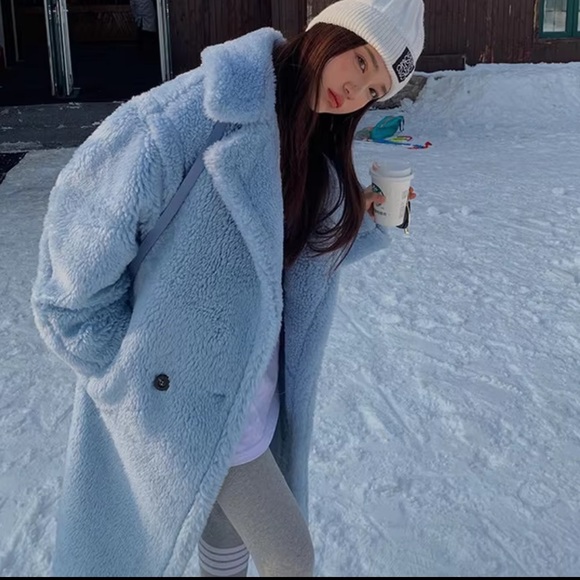 Sherpa teddy coat baby blue soft cozy fuzzy NWT chunky - Picture 2 of 6